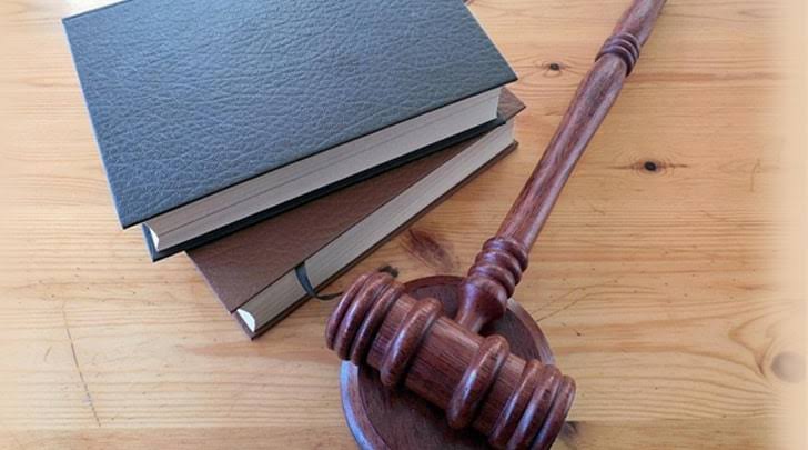 Easy Steps To Hire The Theft Lawyers For Your Case
